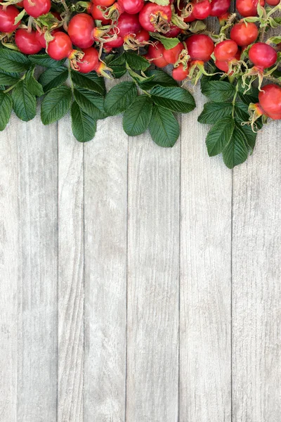 Bacca Rosa Canina Salute Bordo Fondo Cibo Legno Rustico Con — Foto Stock