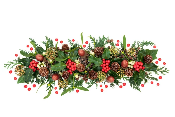 Natural Winter Floral Decoration Holly Loose Red Berries Ivy Mistletoe — Stock Photo, Image