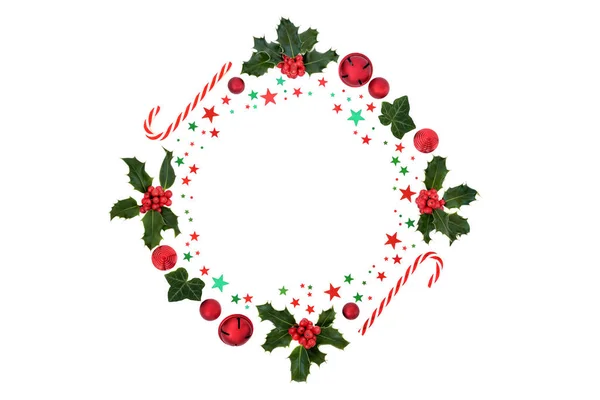 Christmas Wreath Festive Season Holly Ivy Candy Canes Bauble Decorations — Stock Photo, Image