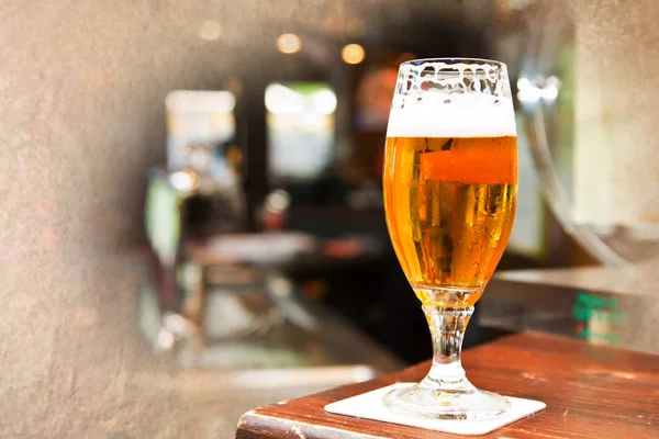 Bicchiere Birra Leggera Pub — Foto Stock