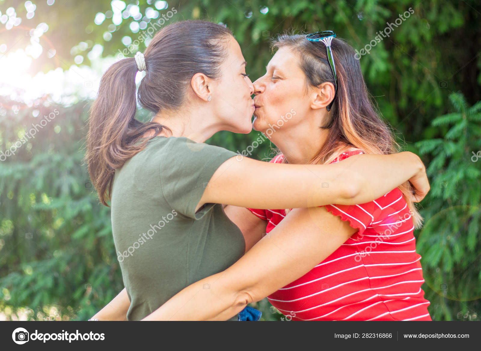 Couple Young Lesbian Girls Kissing Park Summer Day Stock Photo Image By C Lsantilli