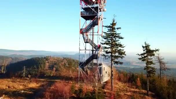 Πύργος Ruprechticky Spicak Suche Βουνά Πολωνία — Αρχείο Βίντεο