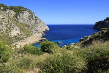 güzel bir plaj turkuaz deniz suyu, Cala Figuera, Mayorka ile,
