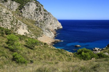 güzel bir plaj turkuaz deniz suyu, Cala Figuera, Mayorka ile,