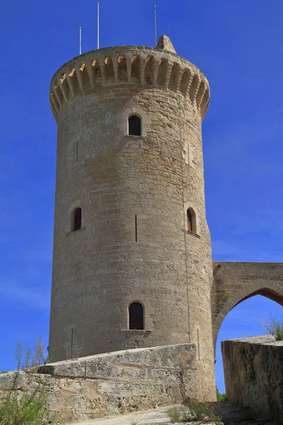 Castelo medieval Bellver em Palma de Maiorca, Espanha — Fotografia de Stock