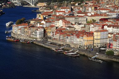 Porto, Portekiz eski şehir panoramik görünümü