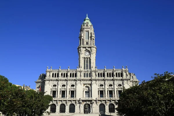 Városháza a Municipio téren közel AV. dos Aliados Porto — Stock Fotó