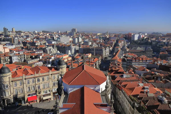 Geleneksel cepheler, Po Eski Kenti'nde renkli mimari — Stok fotoğraf