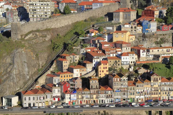 Vista panorámica del casco antiguo de Oporto, Portugal Imagen de archivo