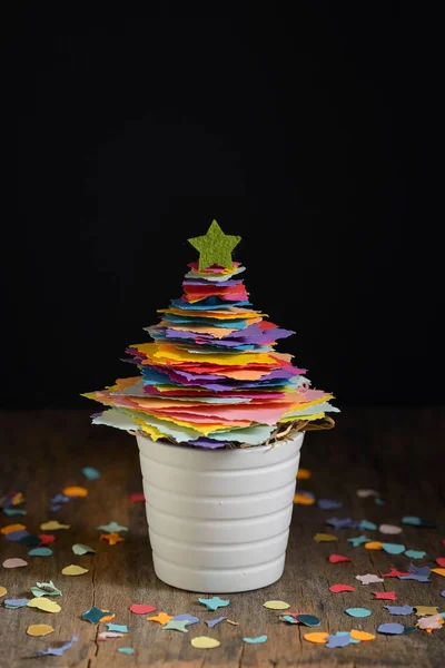 Μίνι Diy χάρτινα χριστουγεννιάτικο δέντρο διακόσμηση — Φωτογραφία Αρχείου