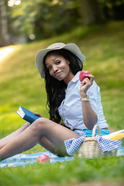 Attractive African Woman Reading Book Picnic — Stock Photo, Image