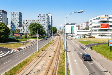 12 Mayıs 2018, Slovakya, Bratislava: araba ve tramvay yolları görüntülemek yukarıdan