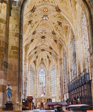 12 Mayıs 2018, Slovakya, Bratislava: Bratislava Saint Martin katedral Gotik iç