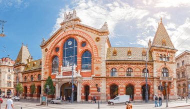 13 Mayıs 2018, Budapeşte, Macaristan: Merkez Pazar salon Budapeşte, panoramik en eski kapalı pazar olduğunu