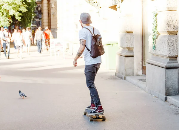 13 Mayıs 2018, Budapeşte, Macaristan: sokak City'deki bir kaykay üzerinde kişini