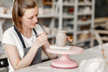 Kil seramik seramik, kadın dishware pot Dekorasyon Atölyesi