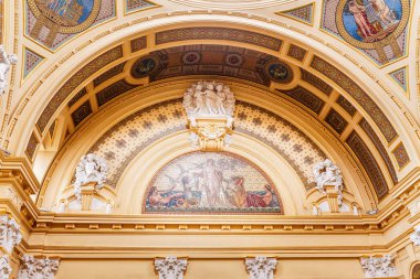 15 Mayıs 2018 Budapeşte, Macaristan: klasik iç Szechenyi Sarayı Budapeşte'en büyük termal banyo Avrupa'da karmaşık biri