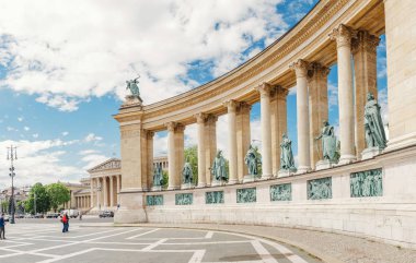15 Mayıs 2018 Budapeşte, Macaristan: Turizm hedef Budapeşte - Kahramanlar Meydanı, Macaristan