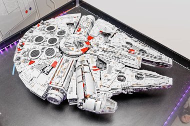 01 Temmuz 2018, Ufa, Rusya Federasyonu: Lego Millennium Falcon gemi, yıldız savaşları
