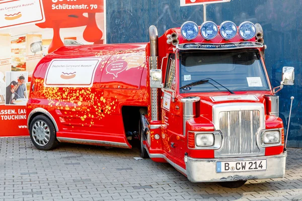 Berlín Alemania Mayo 2018 Decoración Camiones Entrada Salchicha Curry Wurst — Foto de Stock