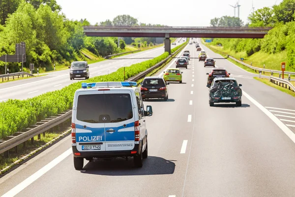 Berlín Alemania Mayo 2018 Autobús Policía Alemana Carretera — Foto de Stock