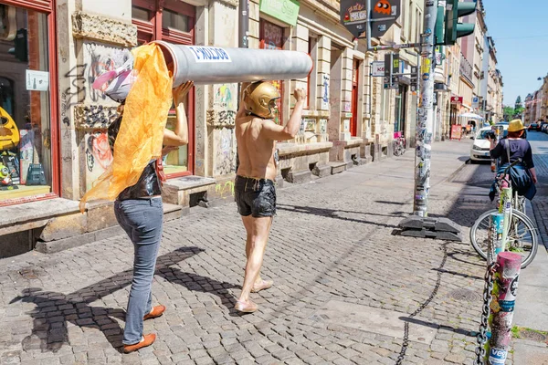 Dresden Duitsland Mei 2018 Straat Prestaties Mensen Beeltenis Van Russische — Stockfoto