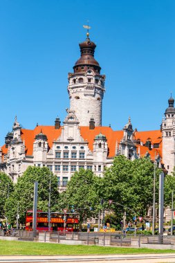 Leipzig, Almanya - 21 Mayıs 2018: Yeni City Hall Neues Rathaus Tower