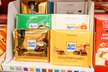 Leipzig, Almanya - 21 Mayıs 2018: ritter sport adlı süpermarket raf görüntüleme