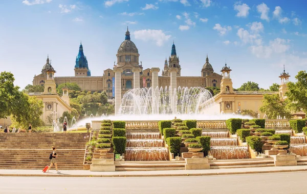 Julio 2018 Barcelona España Museo Nacional Arte Fuente Motjuic Barcelona — Foto de Stock