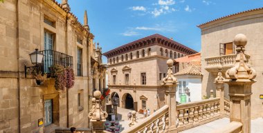 10 Temmuz 2018, Barselona, İspanya: sokakları ve Poble Espanyol, bir açıkhava Mimarlık Müzesi mimarisinde