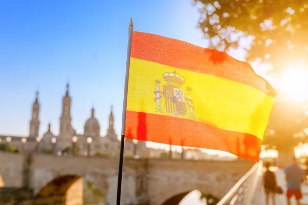 Catedral Zaragoza Con Bandera España Atardecer España — Foto de Stock