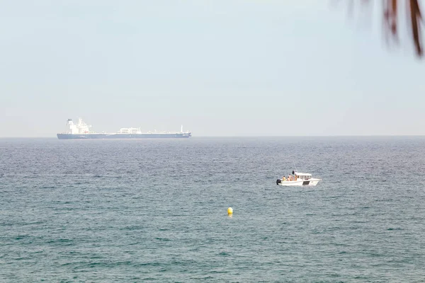 Frachtschiffe Meer — Stockfoto