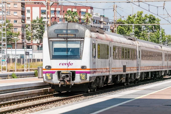 Temmuz 2018 Reus Spanya Reus Tren Istasyonunda Eski Tren Ile — Stok fotoğraf