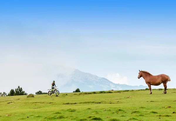 Andorra Vella Andorra Julio 2018 Road Motociclista Que Monta Los — Foto de Stock