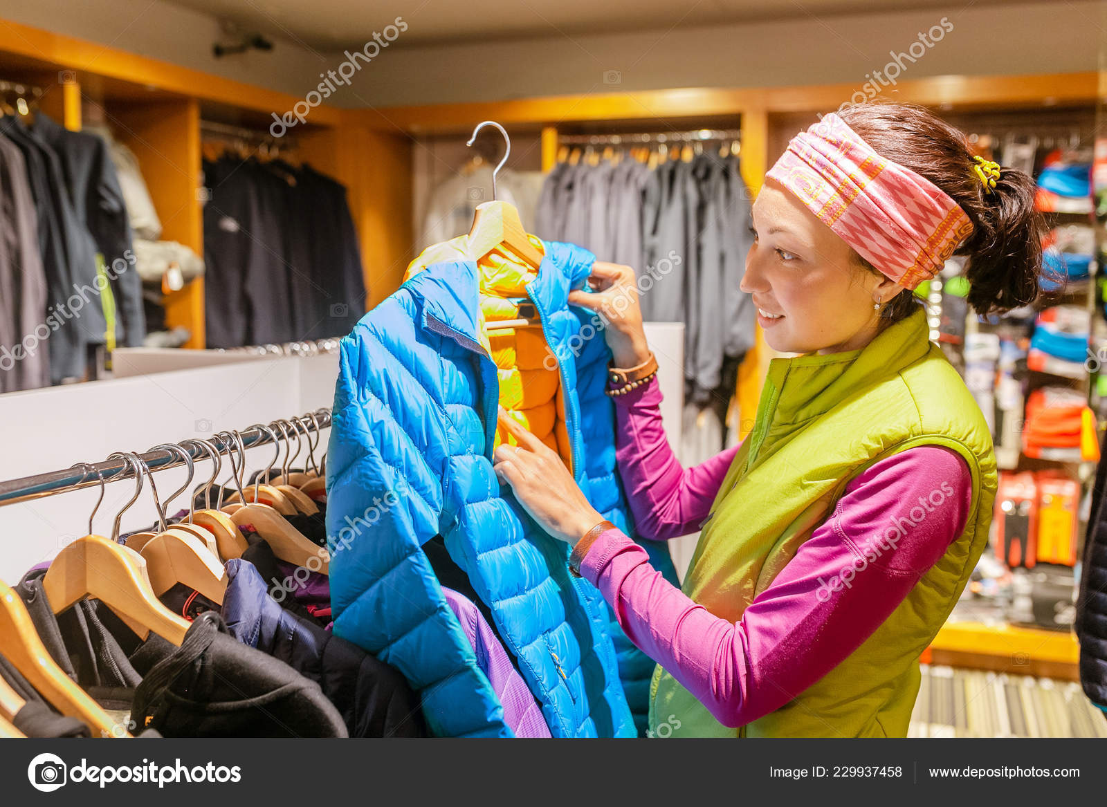 outdoor walking shops