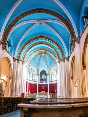 25 Temmuz 2018, Nuria, İspanya: Nuria Katolik Kilisesi'nin iç