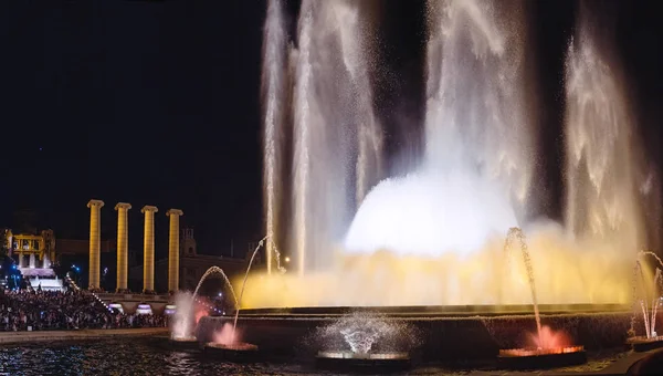 Espectáculo Luces Magic Montjuic Fountain Por Noche Cerca Plaza España — Foto de Stock