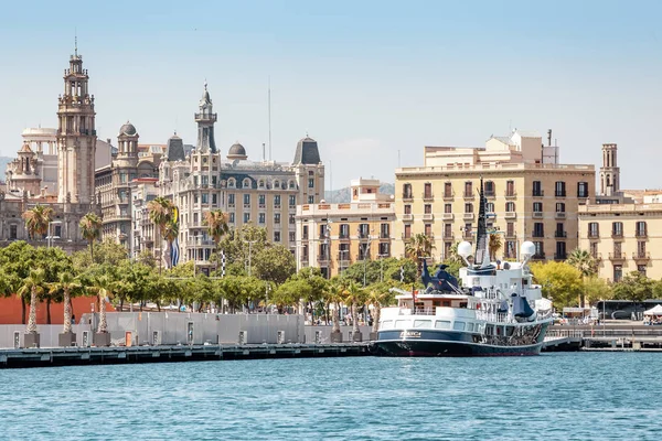 29 Temmuz 2018, Bacelona, İspanya: yat ve tekne Barcelona sea Port