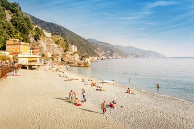 Monterosso al Mare, İtalya - 15 Ekim, 2018: görünüm paradise Beach Cinque Terre Milli Parkı, Liguria, İtalya.