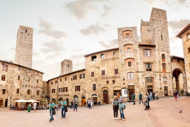 16 Ekim 2018, San Giminiano, İtalya: İtalya'nın landmark damgalı Cityscape görüş tarihi merkezi, San Gimignano, ünlü Unesco