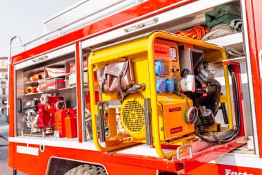 20 Ekim 2018, Verona, İtalya: itfaiye ekipman pompalama arabası