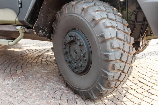 Wheel Close Military Truck — Stock Photo, Image