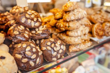 Mısır gevreği kurabiye ve bisküvi tohumları ekmek dükkan ile