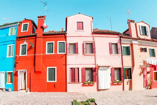 Famosas Casas Coloridas Como Ponto Turístico Ilha Burano Região Veneza — Fotografia de Stock