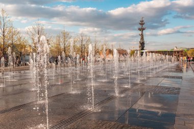 04 May 2019. Moscow, Russia: Fountains in front of the monument to Peter the Great at the Moscow river bank