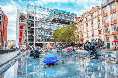 26 Temmuz 2019, Paris, Fransa: Stravi'de Modern Sanat Heykelleri