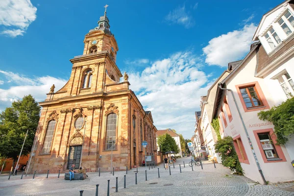 2019. augusztus 02., Saarbrucken, Németország: A régi város látképe Saarbrucken történelmi központjában — Stock Fotó