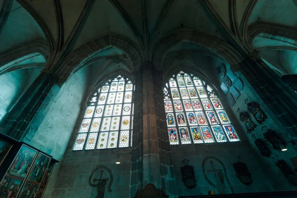 04 Agosto 2019, Nuremberg, Alemania: Interior de la Iglesia de San Lorenz en Nuremberg —  Fotos de Stock