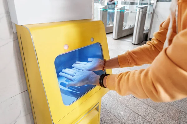 Passenger Disinfects Washes Hands Special Device Sanitizer Public Transport Station — Stock Photo, Image