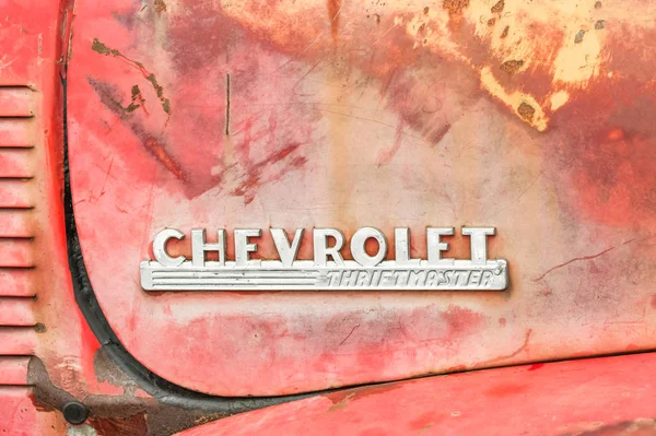 Farnborough March 2018 Close Vintage Chevrolet Thriftmaster Truck Vehicle Badge — Stock Photo, Image